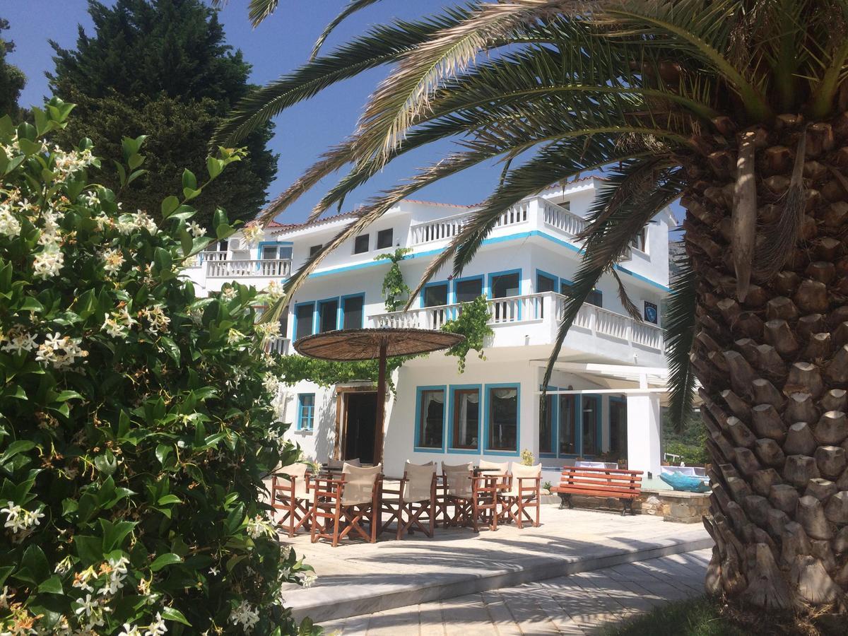 Kinira Beach Hotel Exteriör bild