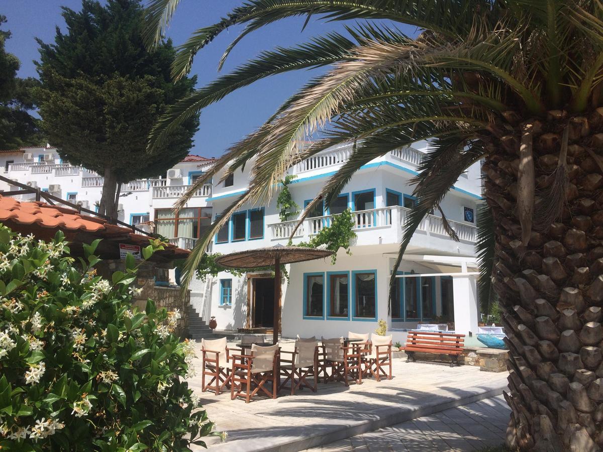 Kinira Beach Hotel Exteriör bild