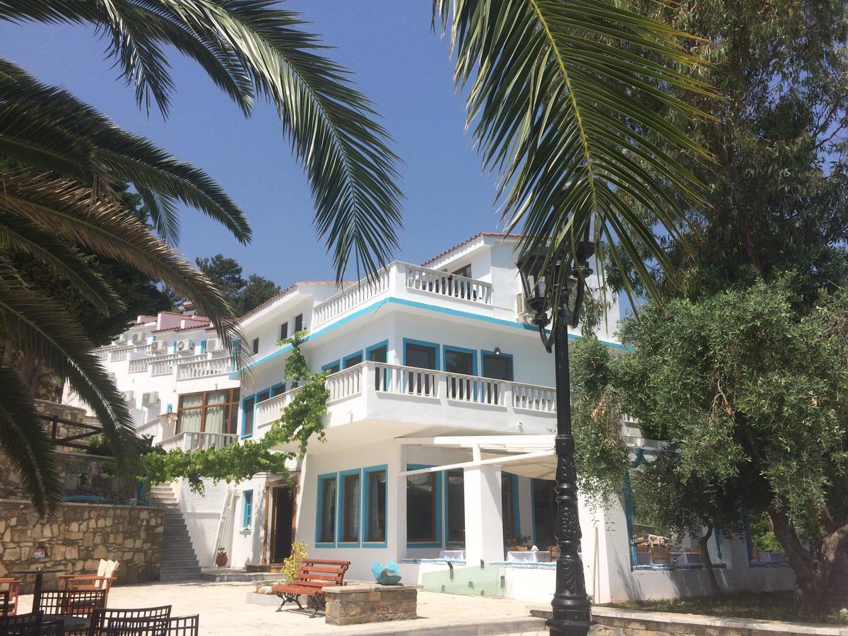 Kinira Beach Hotel Exteriör bild